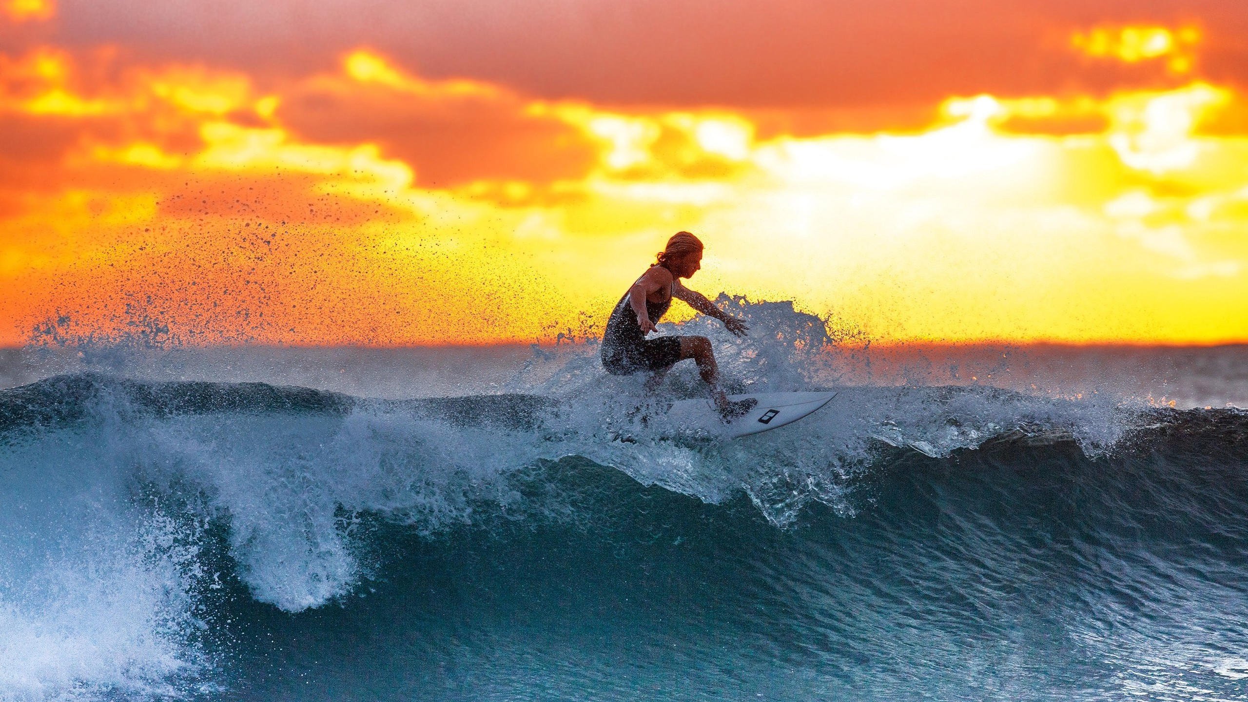 熊猫体育官方-铁血中场掌控全局！贝林厄姆引领斯洛伐克力克乌兹别克斯坦，E组出线形势明朗化